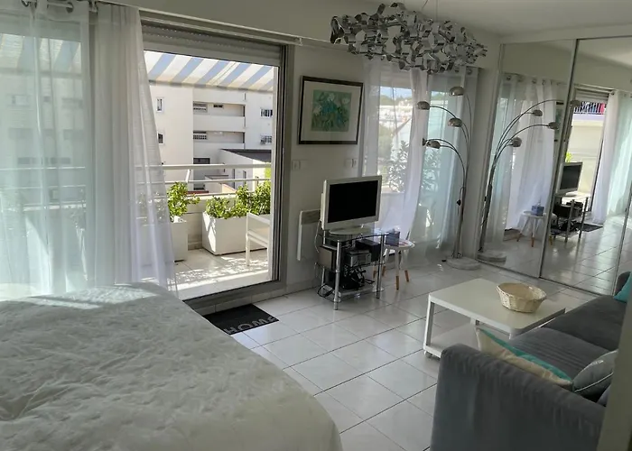 Le Ponteil * Antibes